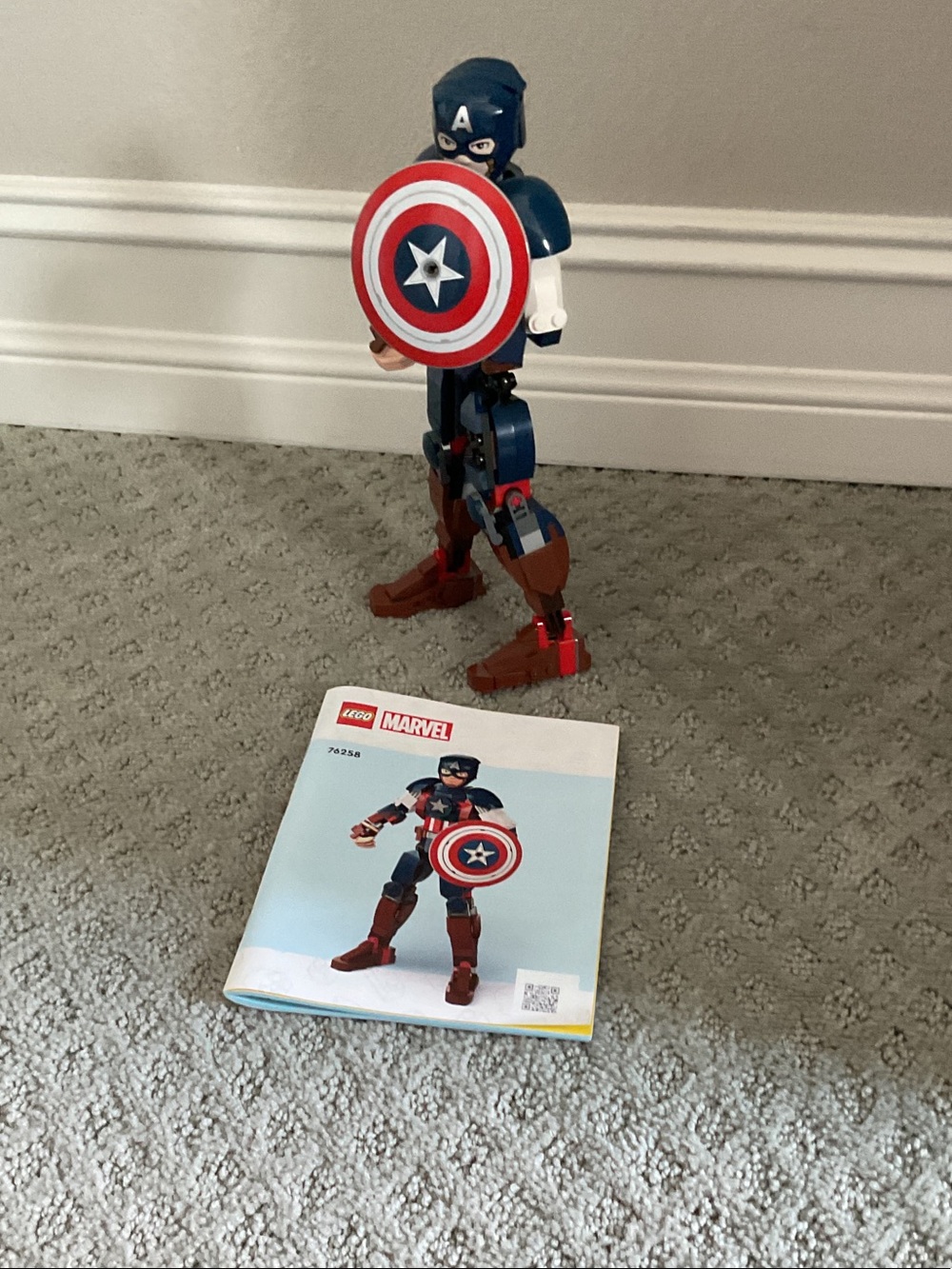 Lego Captain America Buildable Figure - Blue, Red, White, Brown